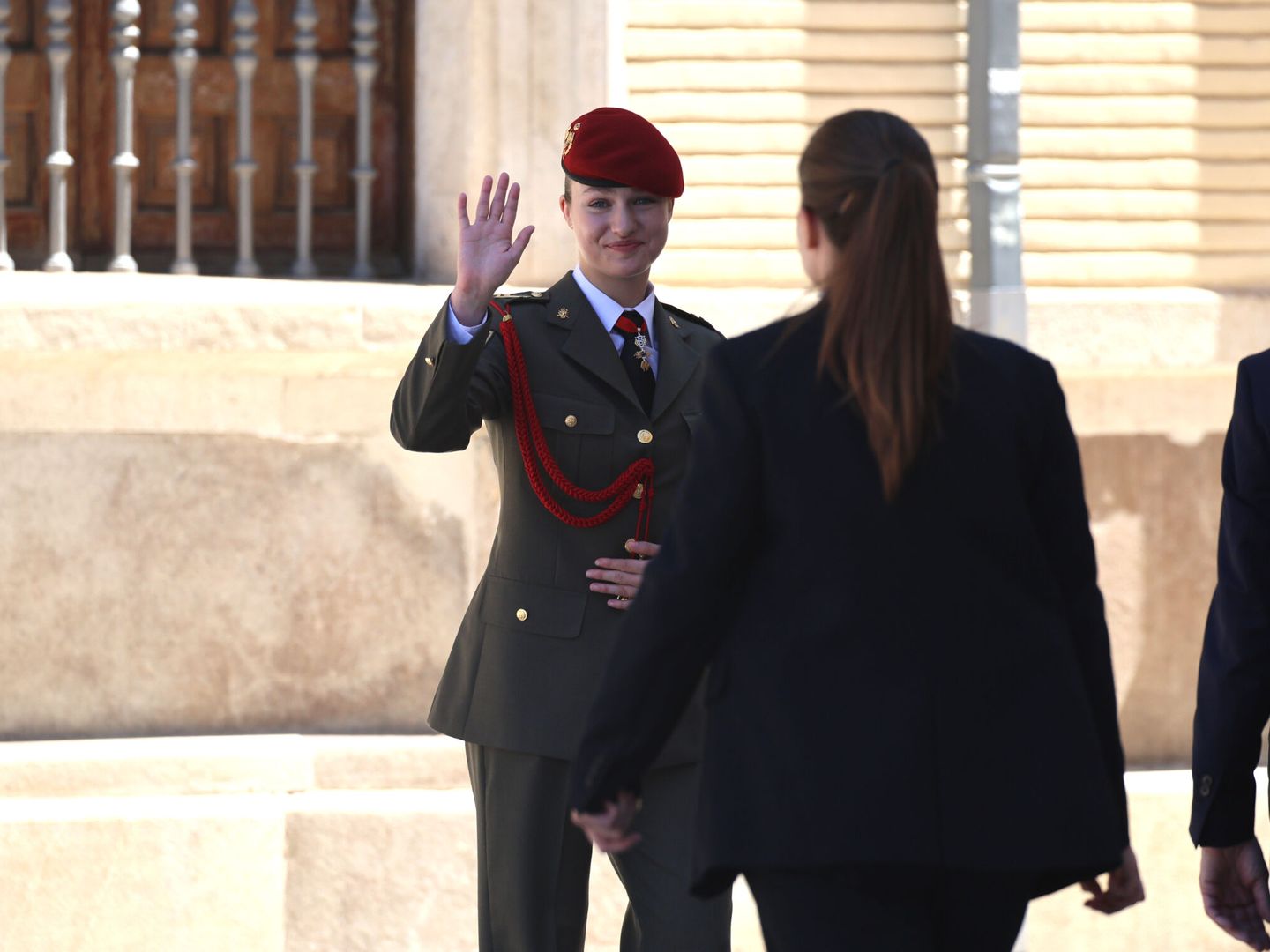 La Princesa Leonor a la salida de La Seo del Salvador de Zaragoza. (Raúl Terrel/Europa Press)