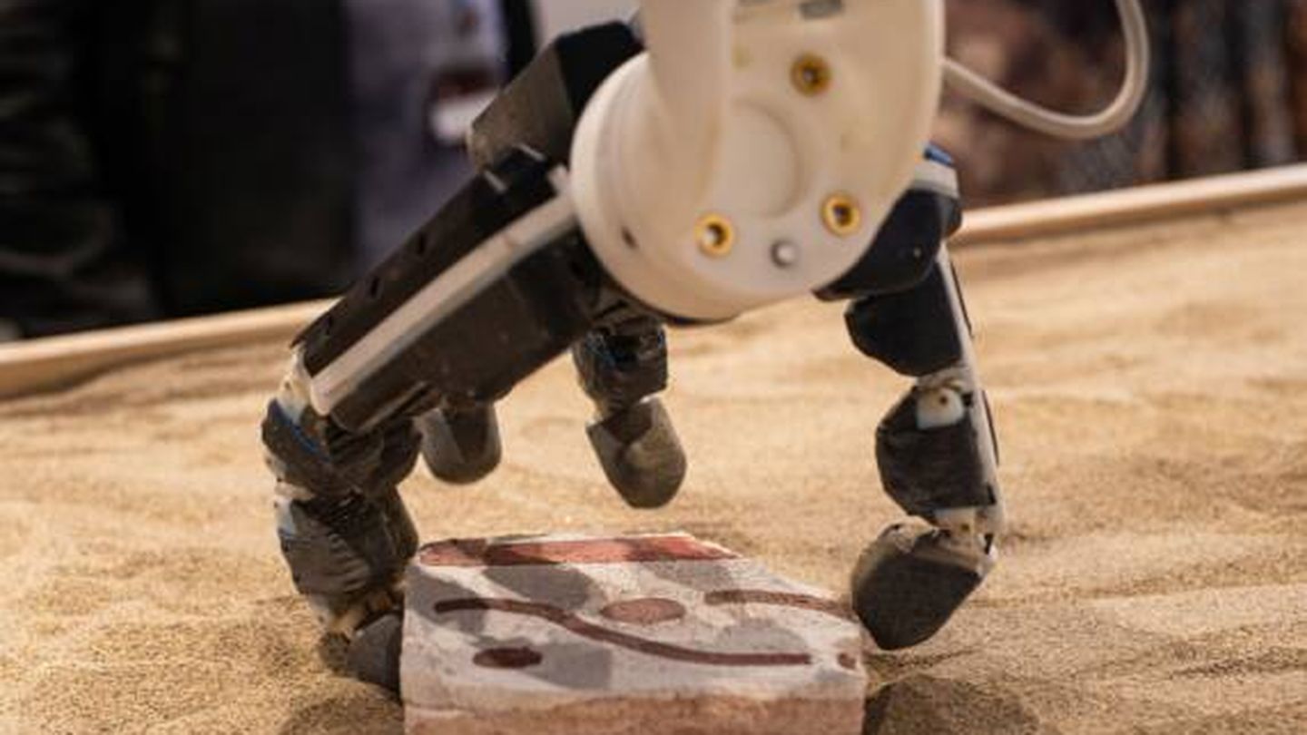 El rompecabezas más endiablado del mundo está en Pompeya (y este robot ...