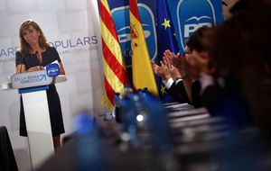 Génova llama a barones y alcaldes para apoyar al PP catalán