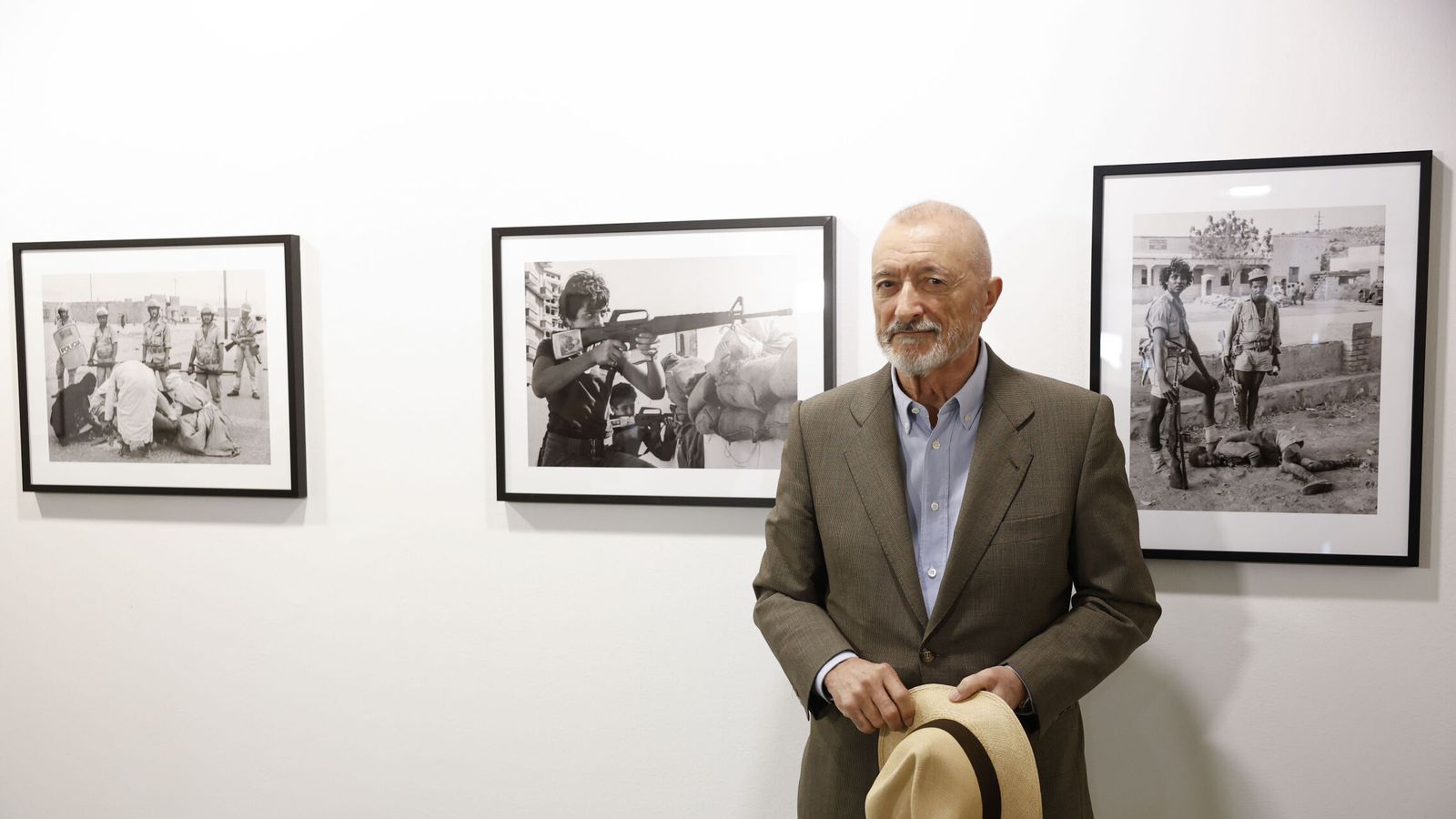 El Ateneo de Madrid acoge una espectacular exposición sobre Pérez Reverte: horario y fechas de visita