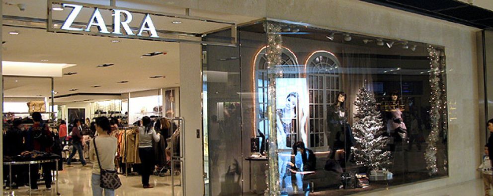 Foto: China carga ahora contra las firmas de moda: confisca ropa de Zara, Versace y D&G