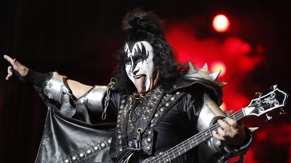 Se aplaza la gira de Kiss: Gene Simmons da positivo en coronavirus