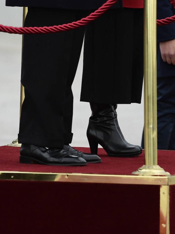 Las botas elegidas por la Reina. (Limited Pictures)