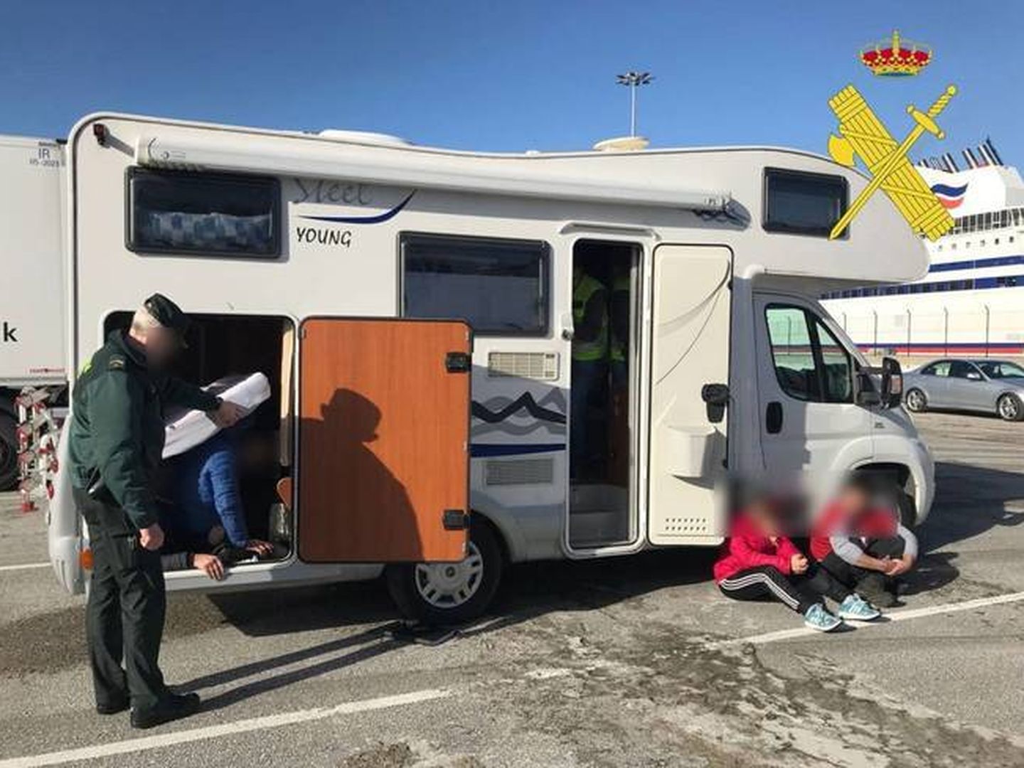 La Guardia Civil detuvo en enero a dos personas que intentaban introducir en el ferry a cuatro albaneses