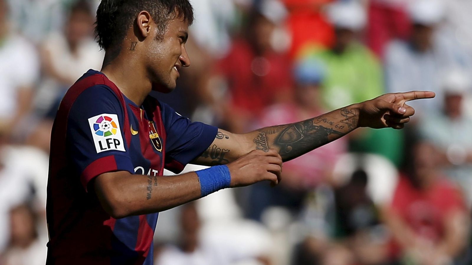 Foto: Neymar celebra un gol con el Barcelona durante la presente temporada.