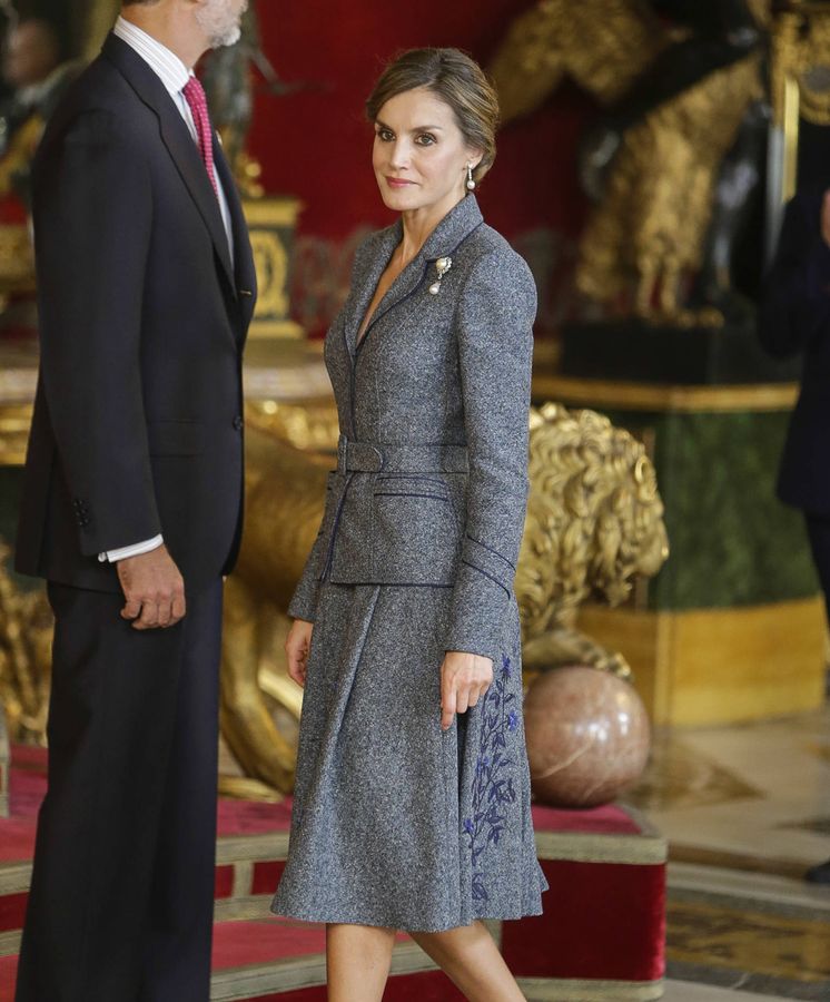 Foto: La Reina Letizia en una imagen de la recepción en palacio por el Día de la Hispanidad. (Gtres)