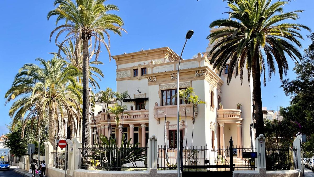 A la venta el palacete Martí Dehesa, antigua residencia del presidente de Canarias