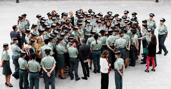 Foto: 30 aniversario del ingreso de la mujer en la Guardia Civil. (EFE)