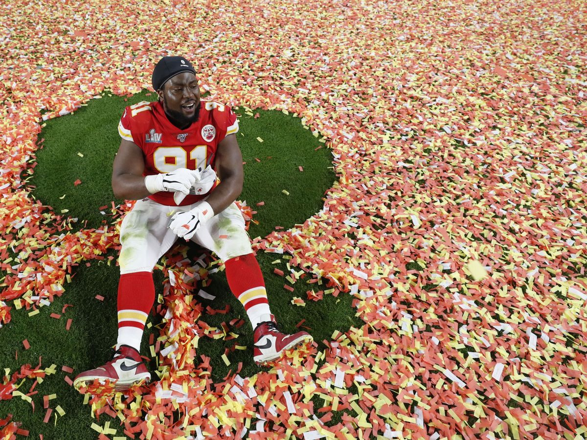 Foto: Derrick Nnadi celebra su título de la NFL. Foto:  REUTERS Shannon Stapleton