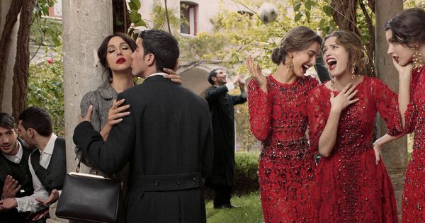Foto: ¿Tiene verdaderas ventajas ser 'la otra'? (Foto: Dolce & Gabbana)