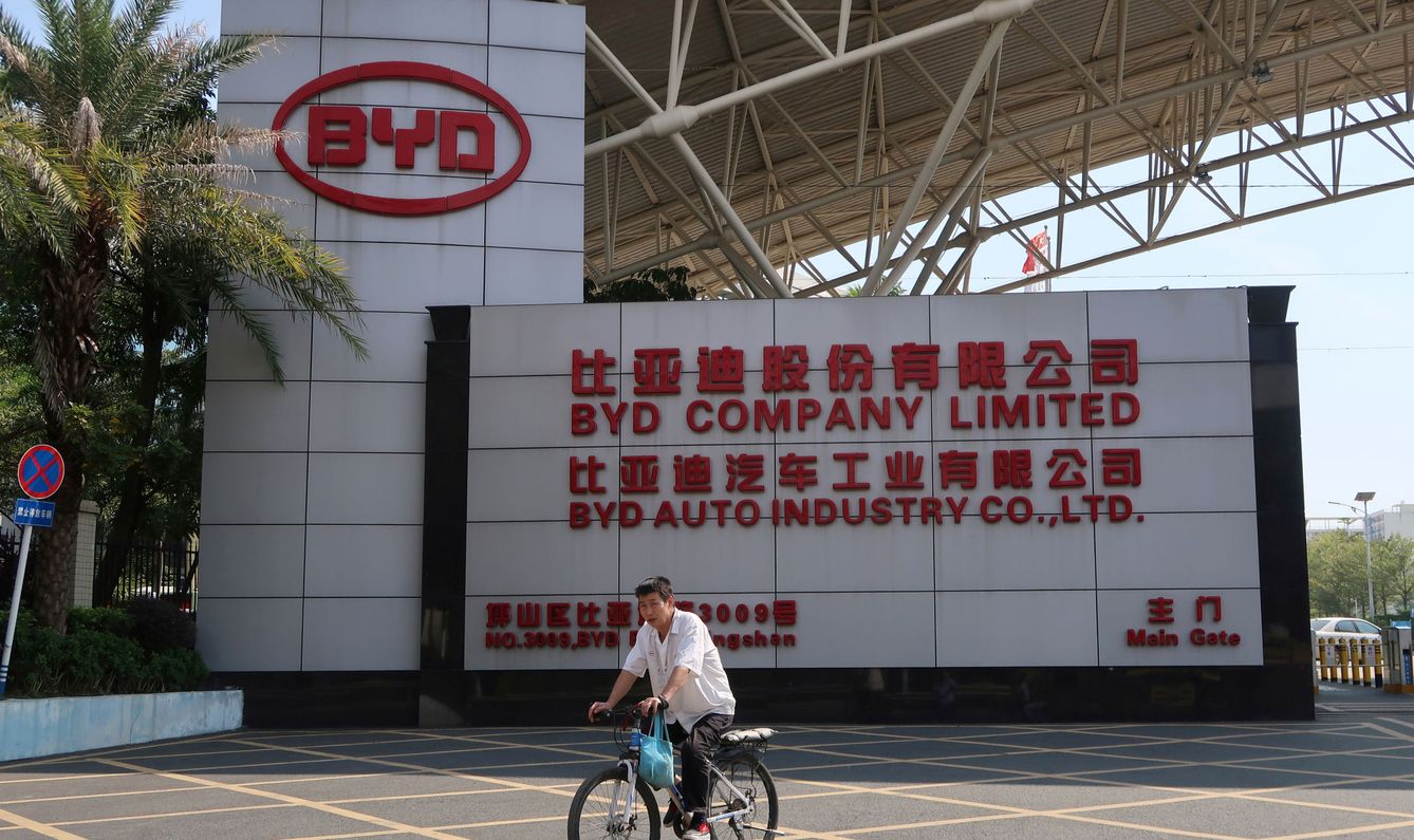 Factoría de coches eléctricos en China. (Reuters/Yilei Sun)