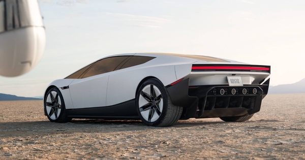 Tesla presenta el Roadster, el deportivo eléctrico capaz de saltar (y volar)