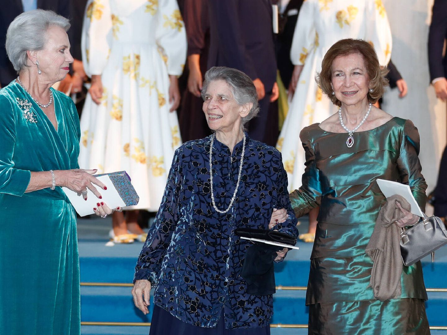 La reina Sofía junto a su hermana Irene y Benedicta de Dinamarca. (Gtres)