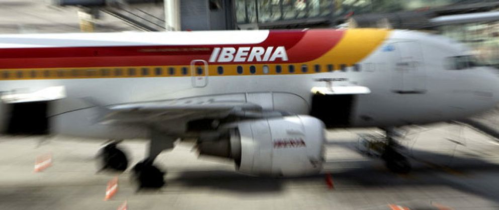 Foto: El futuro de Iberia, en el aire: los ingleses de IAG cuestionan su viabilidad por la filial low cost