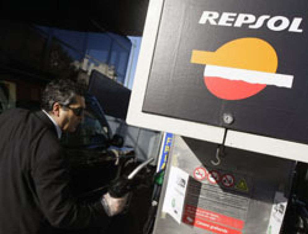Foto: Los precios de la gasolina y del gasóleo se abaratan un 2% en quince días