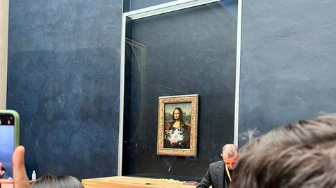 Atacan el cuadro de la Mona Lisa en el Louvre lanzando una tarta