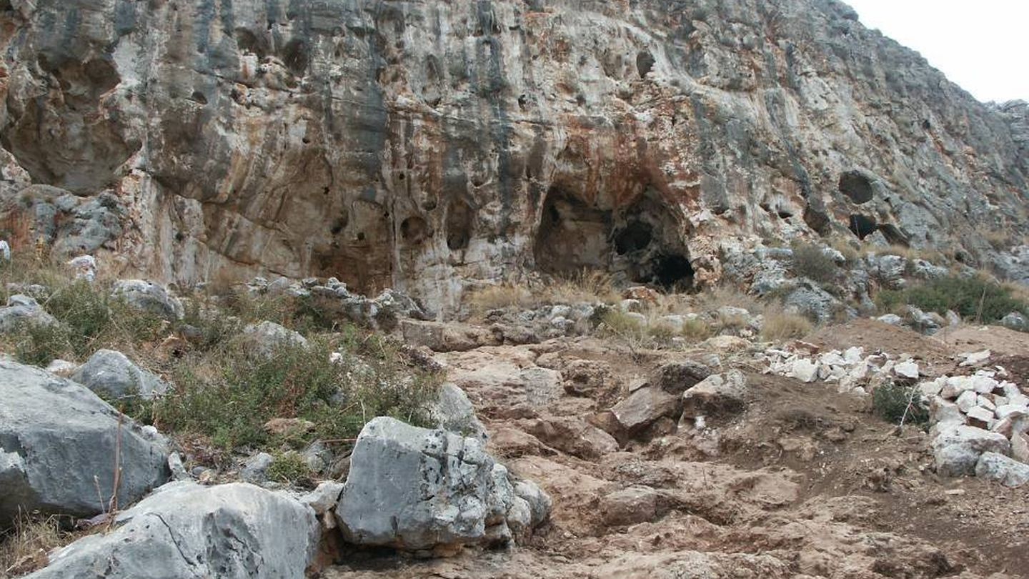 Cueva de Misliya donde apareció la mandíbula (Science)