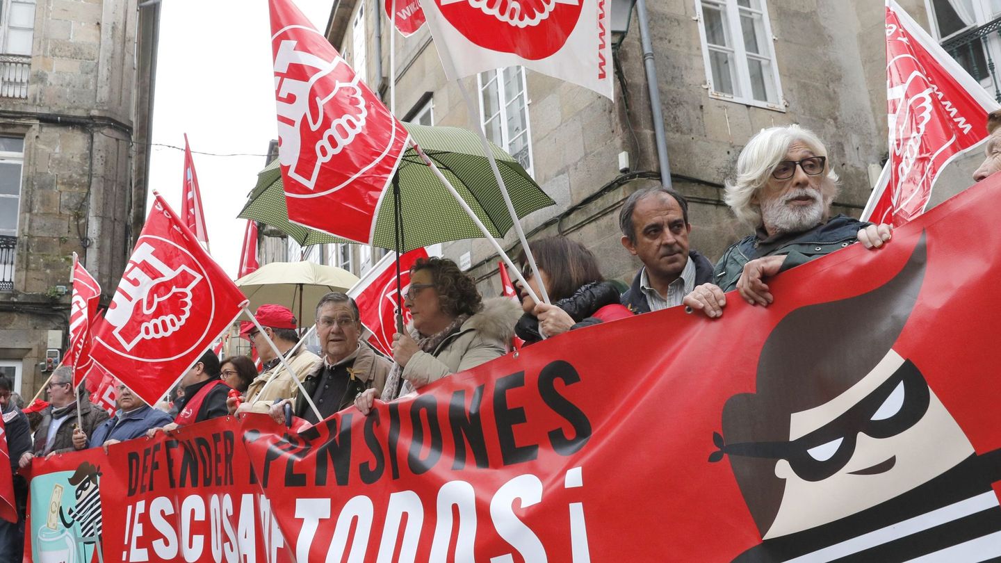 Manifestación en defensa de las pensiones públicas. (EFE)