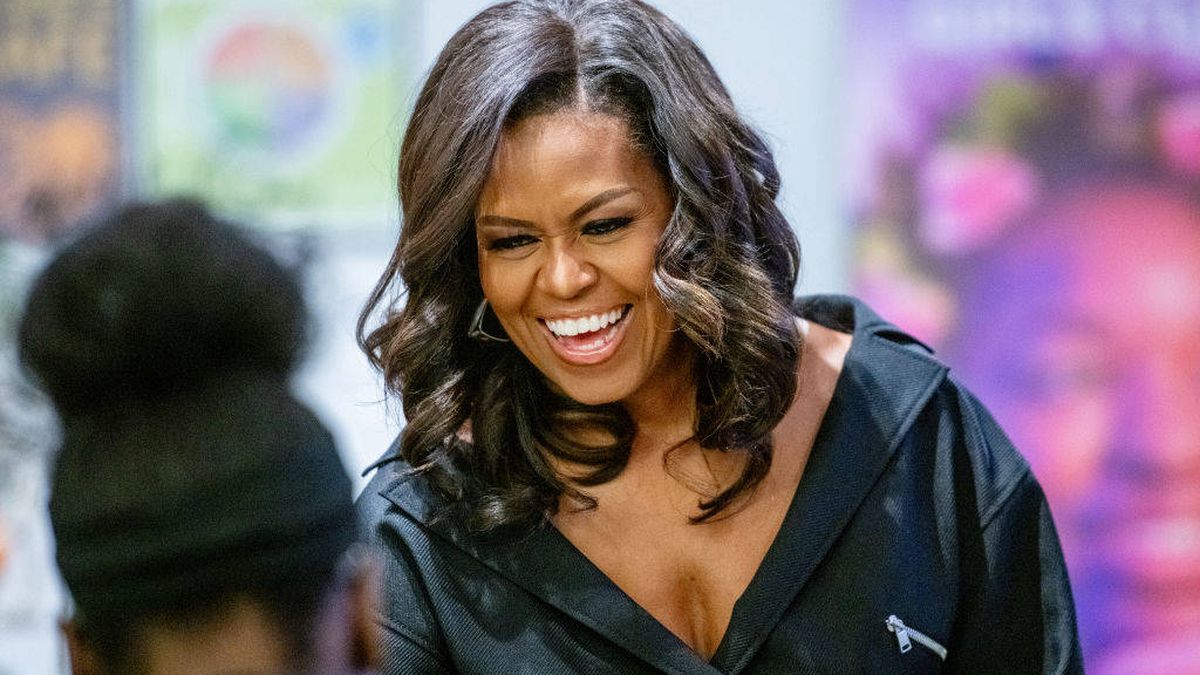 Hablemos del vestido custom-made de Schiaparelli de Michelle Obama