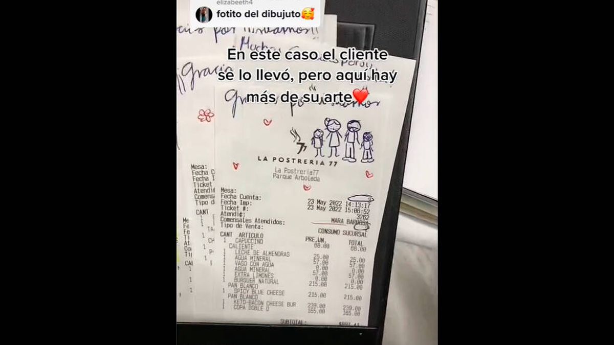 El original detalle de una camarera con sus clientes que se ha hecho viral en redes