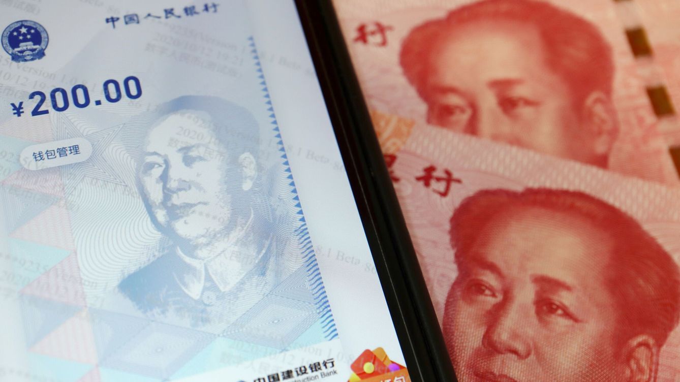 Foto: Los chinos ya han hecho transacciones por valor de 12.214 millones de euros con su moneda digital. (Reuters)