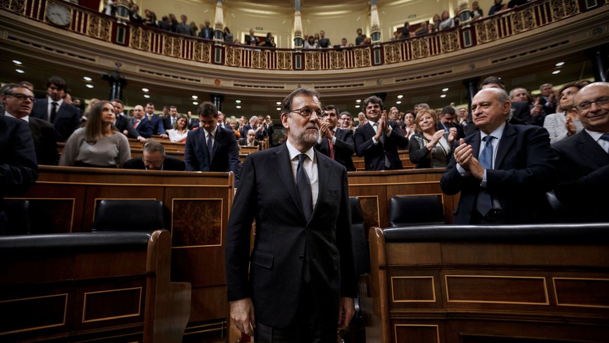Rajoy, investido presidente con un PSOE roto y un tercio de la Cámara contra el sistema 