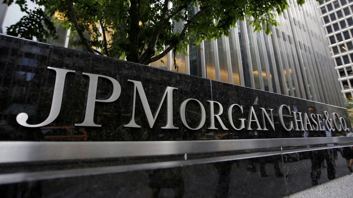 Hacienda señala a un histórico de JPMorgan España y dispara las alarmas en la City