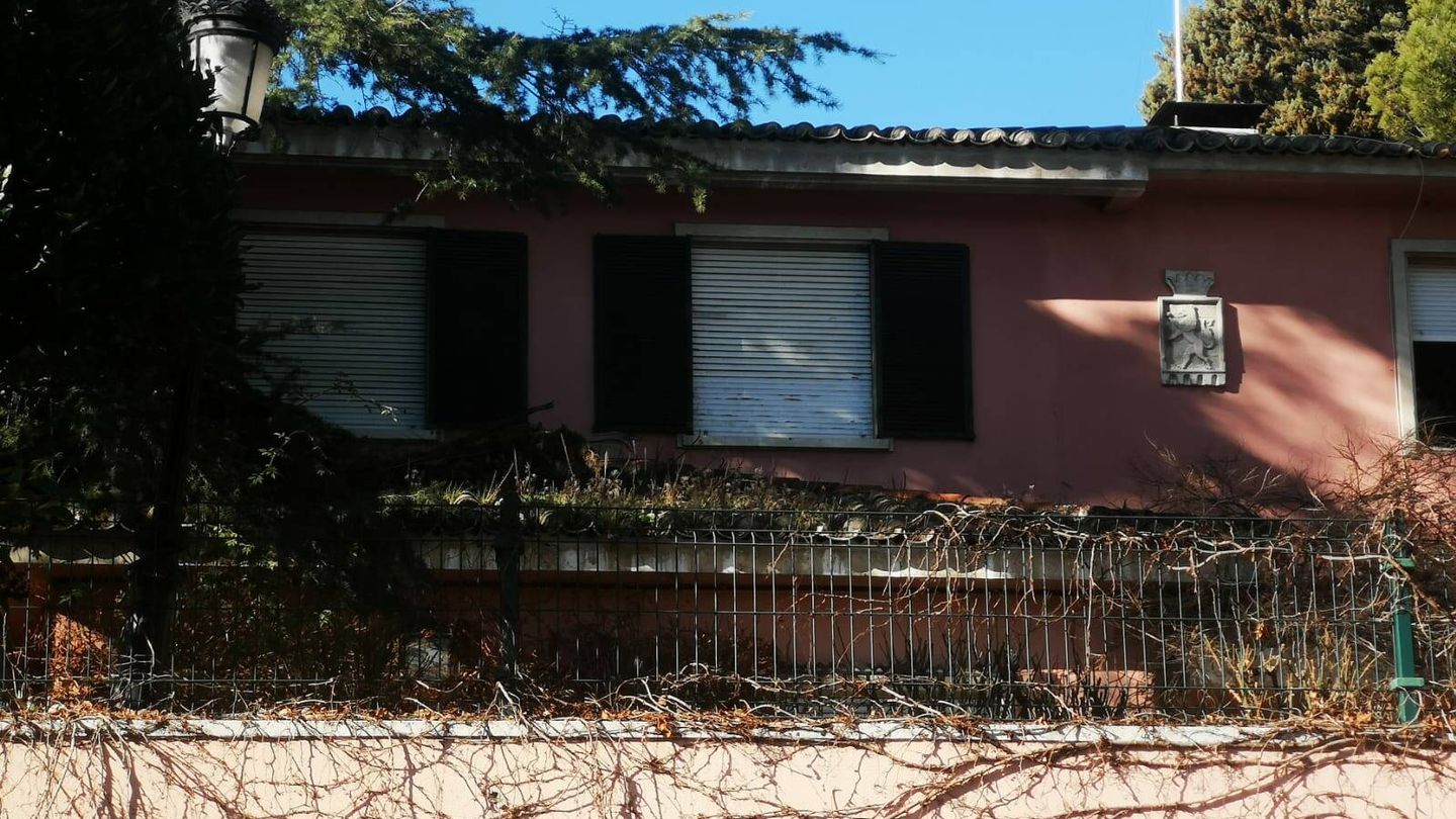 Las ventanas cerradas de casa de la infanta Pilar de Borbón. (Clipper Press)