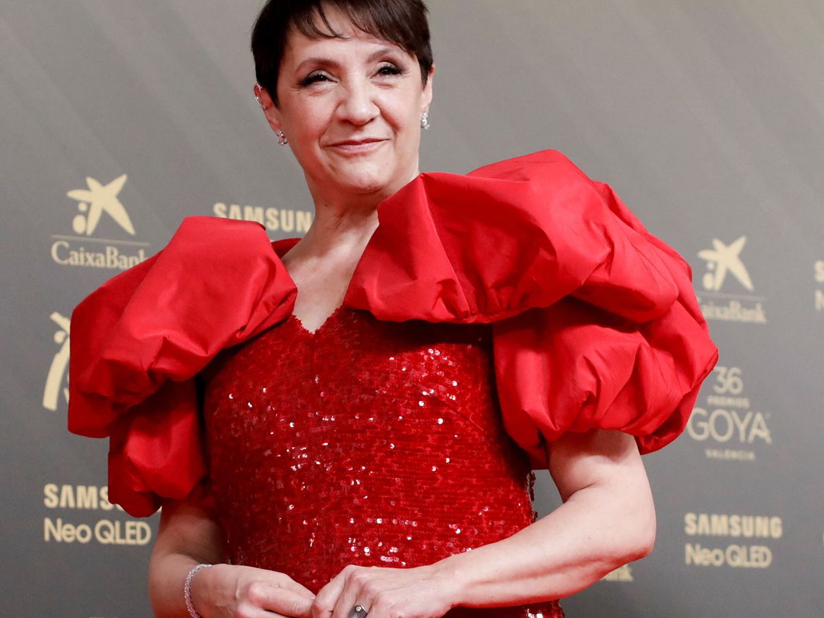 Foto: Blanca Portillo en la alfombra roja de los Premios Goya 2022. (Reuters/Eva Manez)