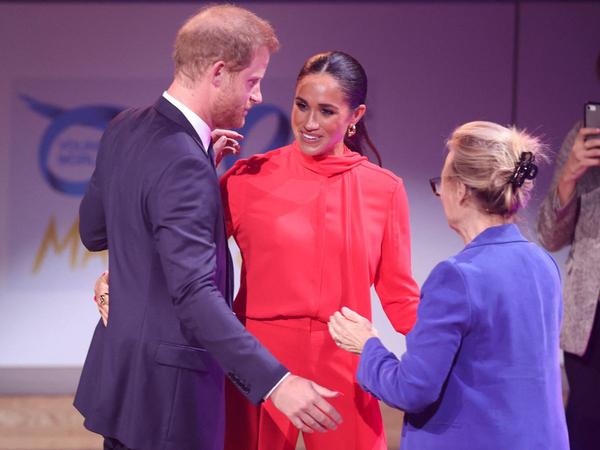Foto: Meghan Markle y el príncipe Harry, en la One Young World 2022. (Reuters/Molly Darlington)