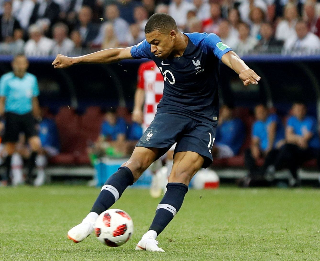 Mbappe marca en la final del Mundial. (Reuters)