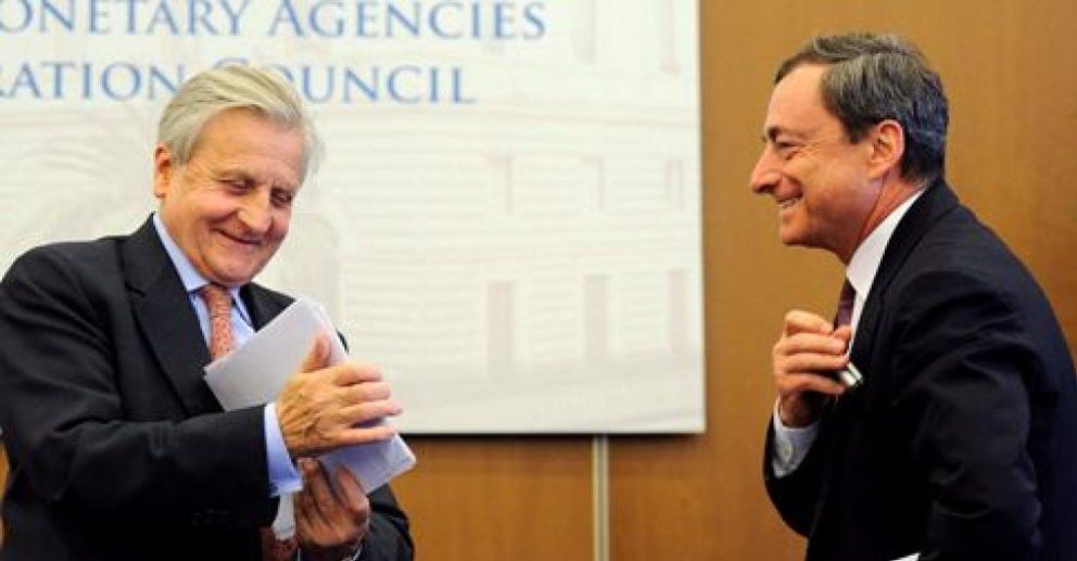 Foto: Sarkozy 'bendice' a Draghi para presidir el BCE, según Bloomberg