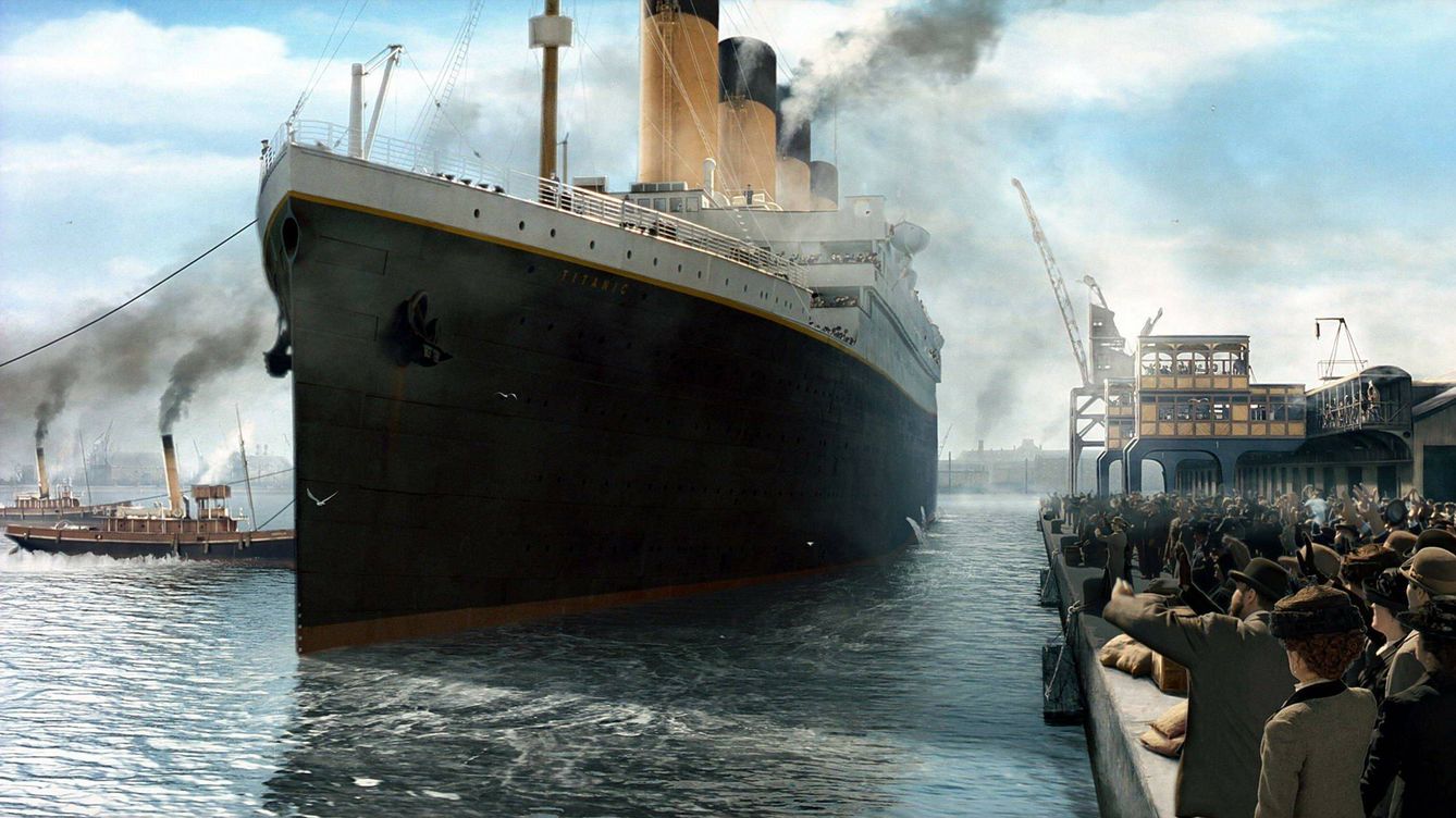 Foto: Imagen del Titanic zarpando hacia su primer y último viaje en la película de James Cameron. (Disney)