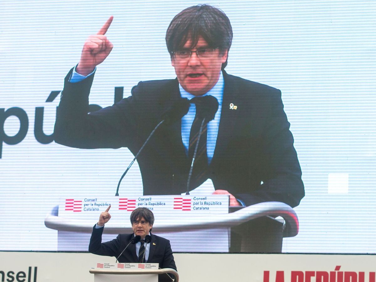 Foto: El 'expresident', Carles Puigdemont, en un acto en Perpiñán, Francia. (EFE)