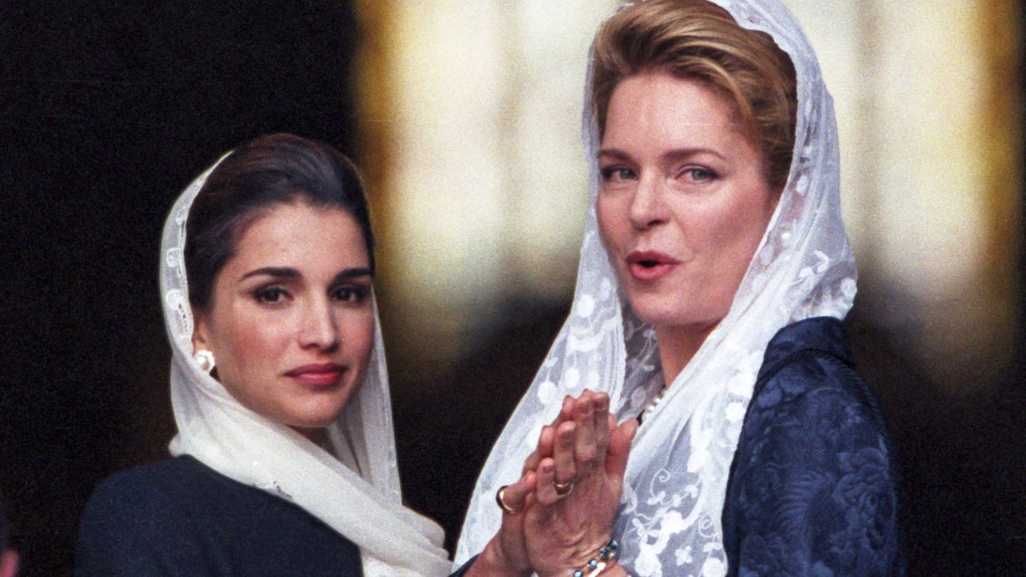 La reina Rania y la reina Noor. (Getty)