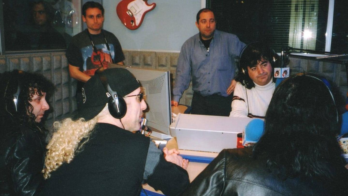 Twisted Sister en Rockservatorio FM con Mariano García y Makoki, en 2004. (Foto: Makoki)