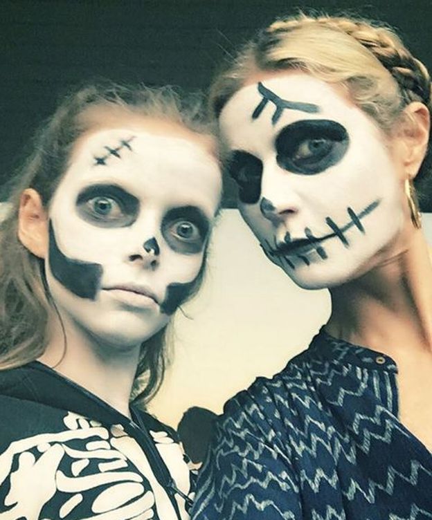 Foto: Gwyneth Paltrow y Apple en una foto de Halloween (Instagram)