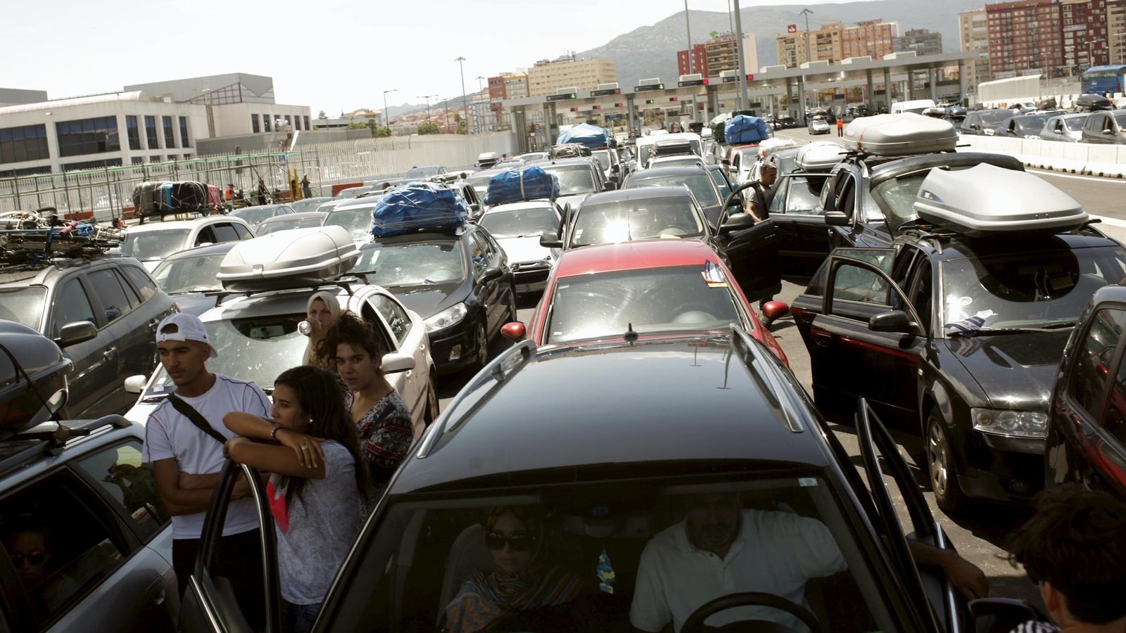 Foto: Fila de automóviles en el puerto de Algeciras, esta semana. (Reuters)