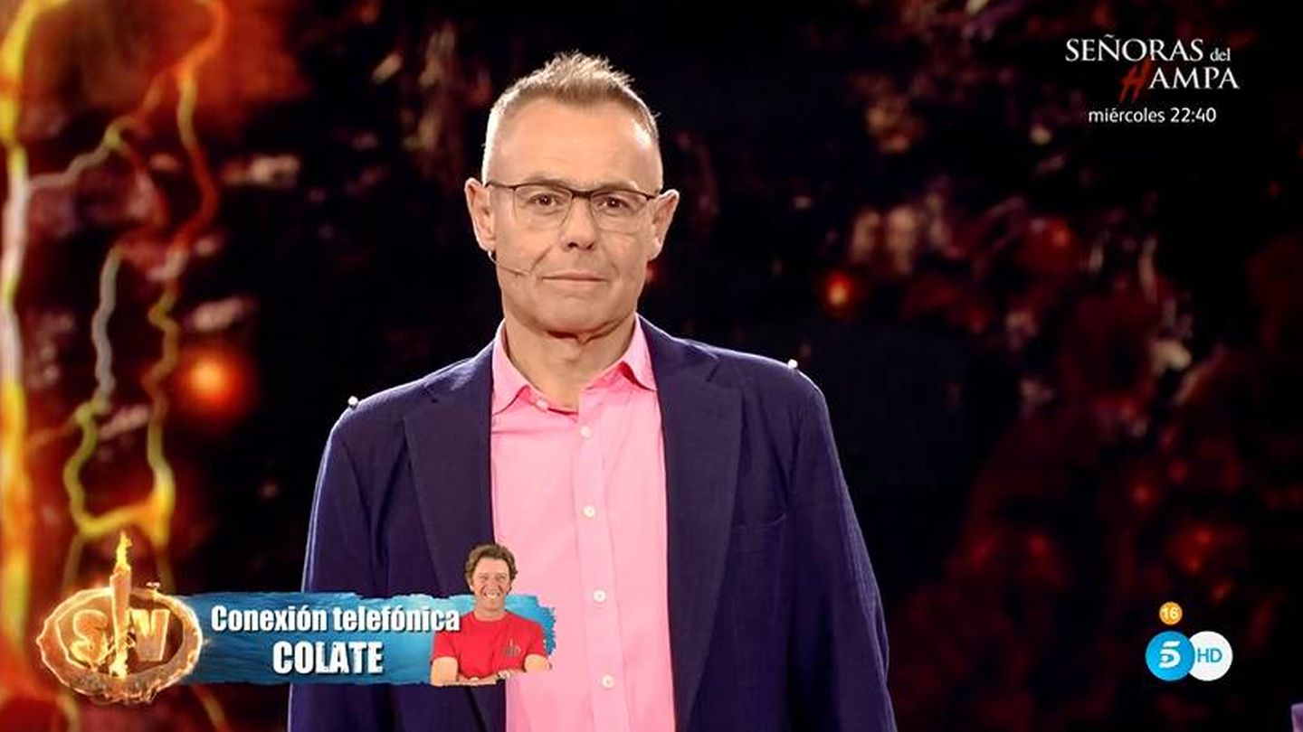 Jordi González hablando con Colate en 'Supervivientes'. (Telecinco)