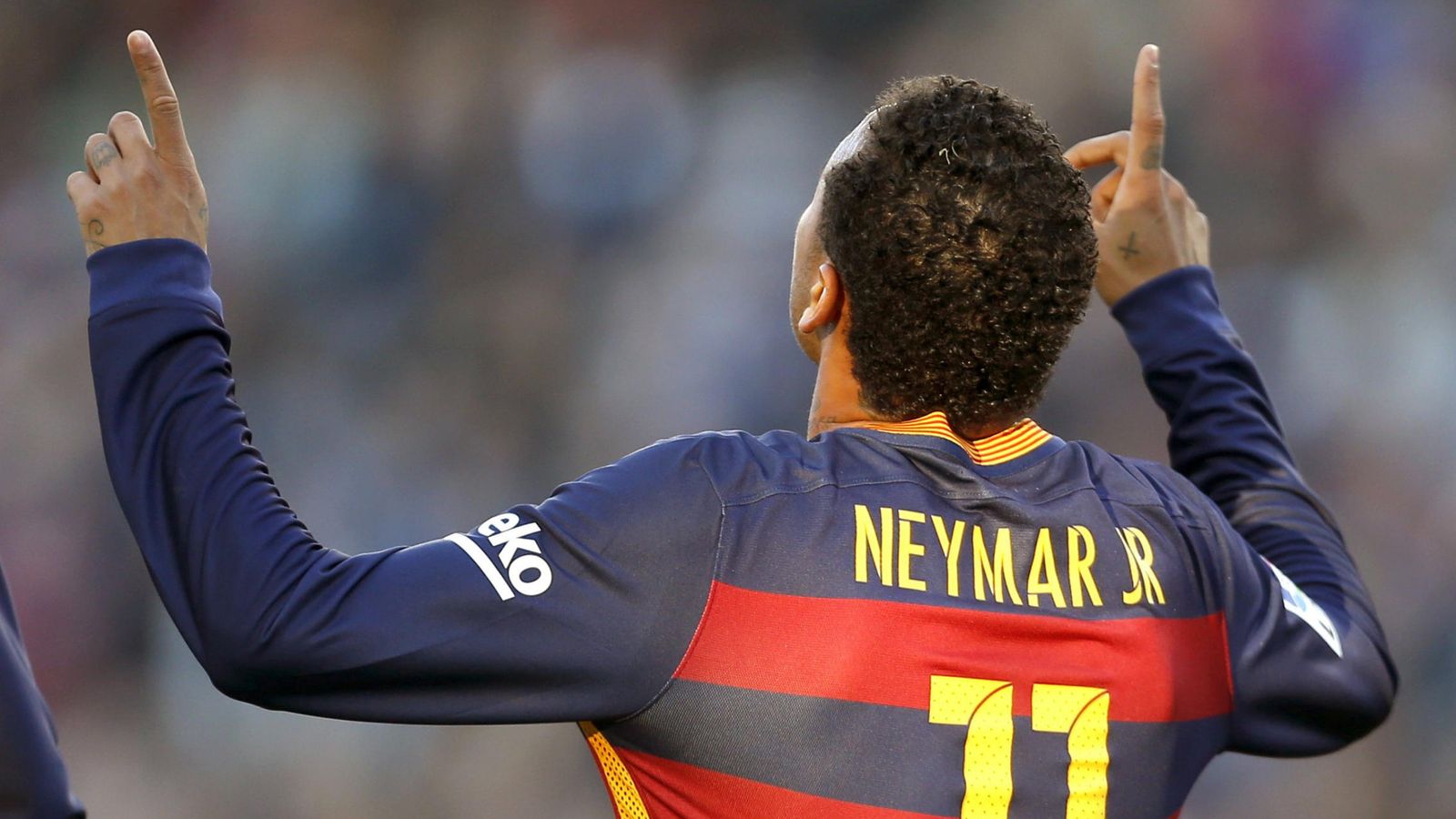 Foto: Neymar celebra uno de los dos goles marcados ante la Real Sociedad (EFE)