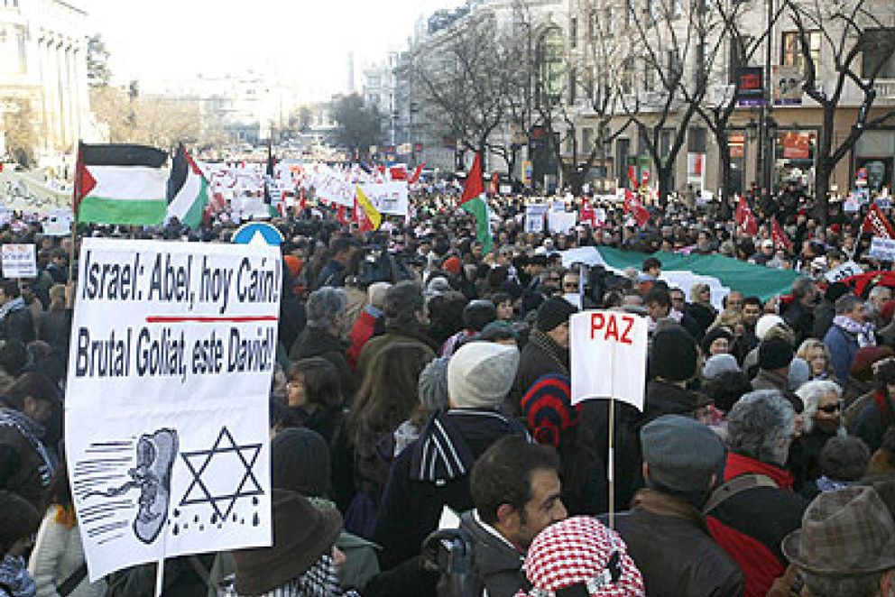 Foto: Miles de personas se manifiestan en Madrid para condenar la actuación de Israel en Gaza