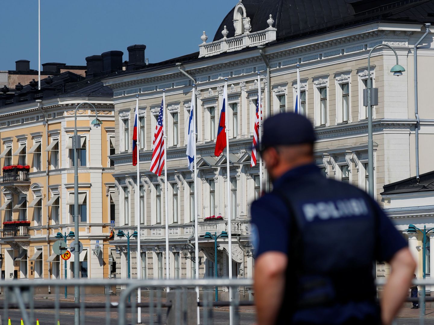 El Palacio Presidencial de Helsinki, lugar del encuentro entre Trump y Putin, hoy, 16 de julio de 2018. (Reuters)