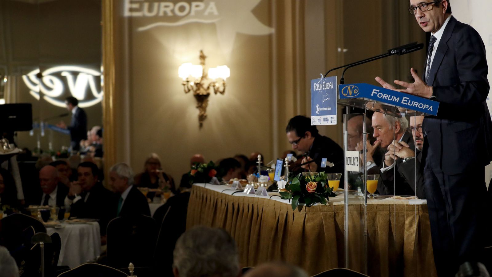 Foto: Patxi López, durante su intervención en el desayuno informativo organizado por Nueva Economía Fórum en el hotel Ritz de Madrid, este 3 de febrero. (EFE)