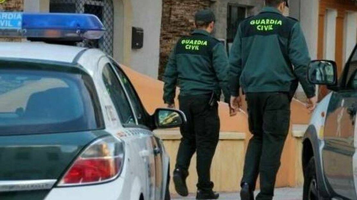 La Guardia Civil investiga la muerte violenta de una mujer en su casa en Guardamar del Segura