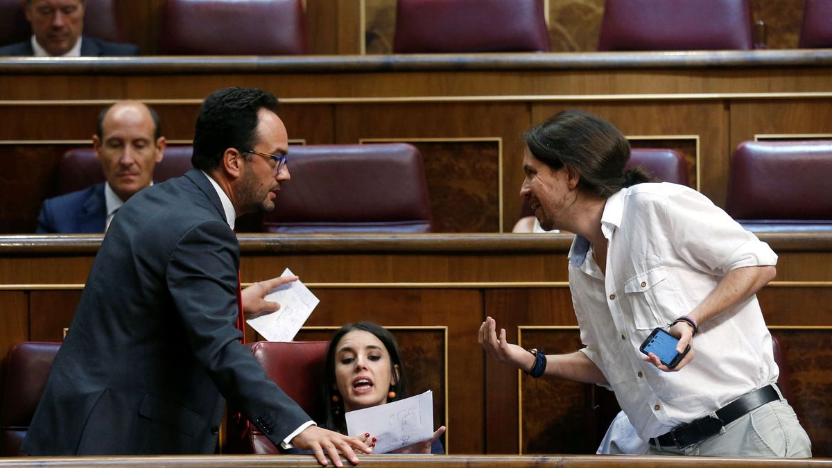 La hoja de ruta de Podemos para establecer un 'cordón sanitario' ante el PSOE