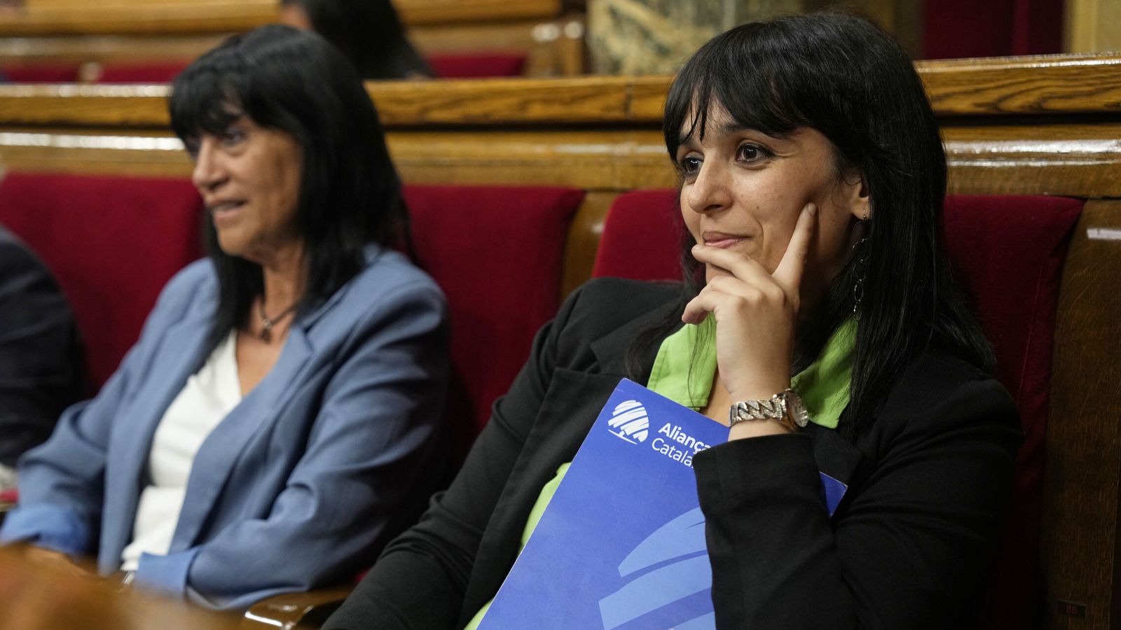 Orriols le roba a Junts el socio belga que acogió a Puigdemont y echa el anzuelo a los rumanos