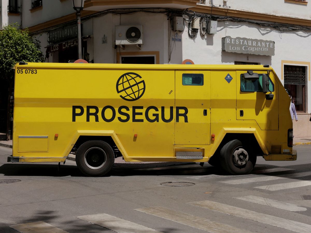 Foto: Vehículo blindado de Prosegur. (Reuters/Jon Nazca)