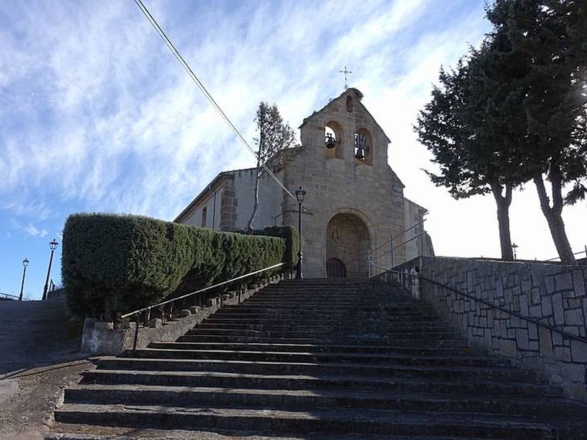 Foto: Iglesia de San Silvestre situada en Ituero de Azaba, Salamanca