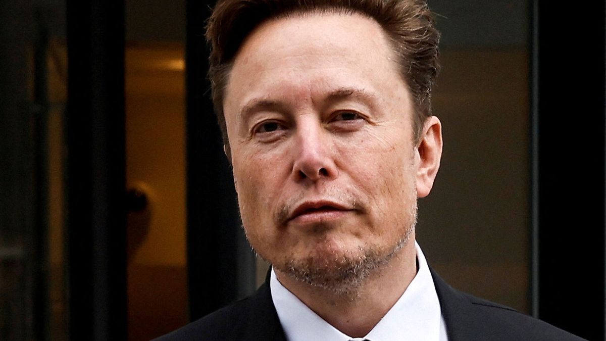 Elon Musk despide a un ingeniero por decirle que ya no es tan popular en Twitter