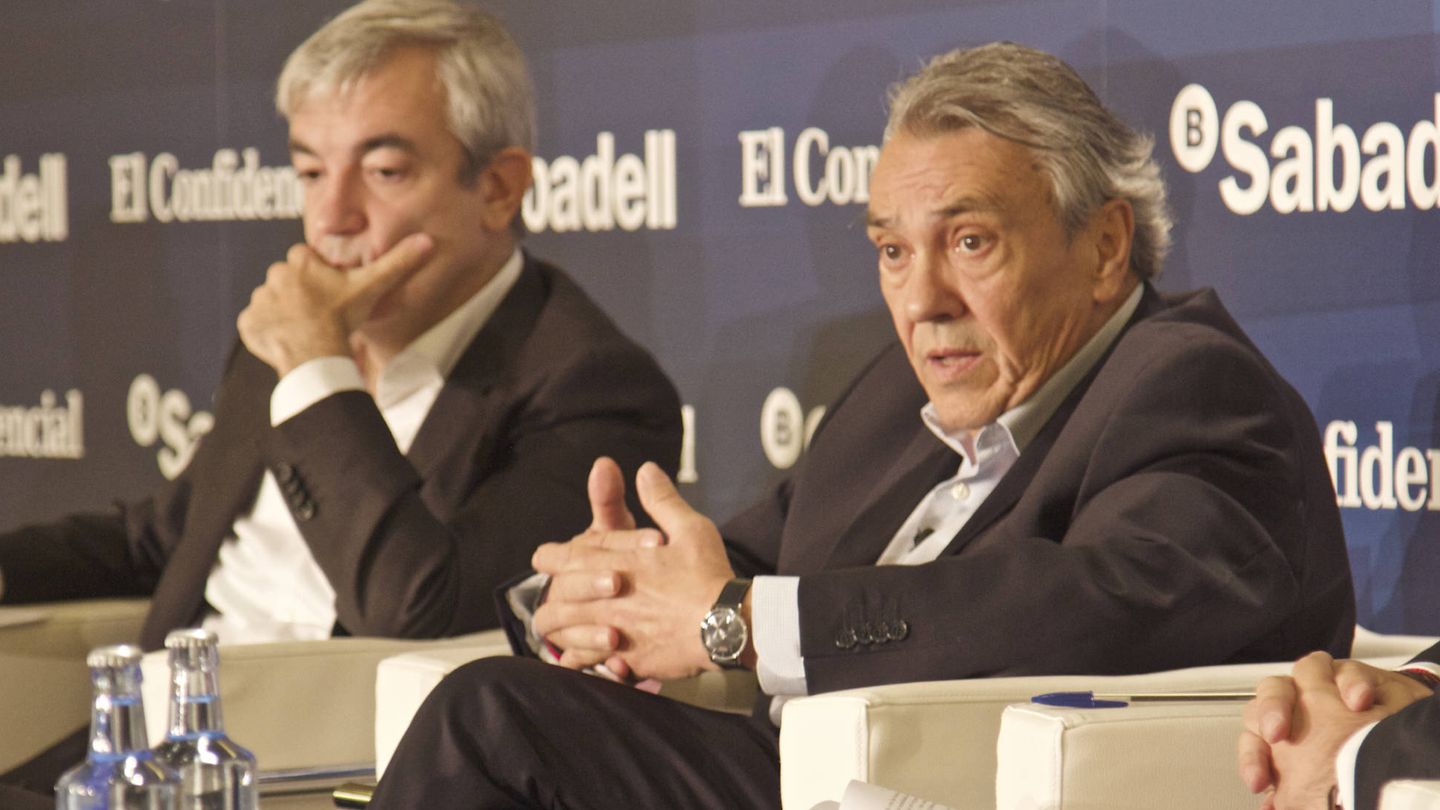 Manuel Escudero, responsable federal de Economía del PSOE (d) y Garicano (i). Foto: Francisco Albilares.